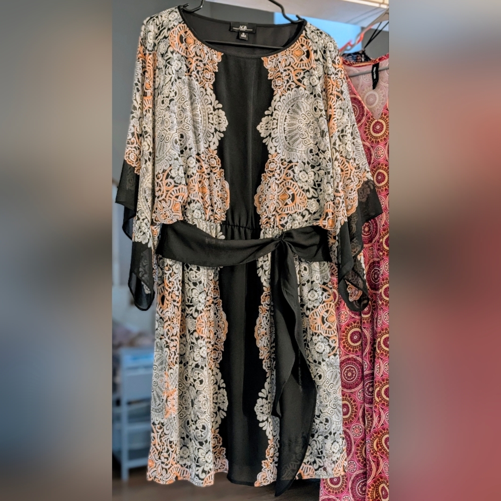 Black and Orange Resort Wear Midi Dress with Kimono Sleeves